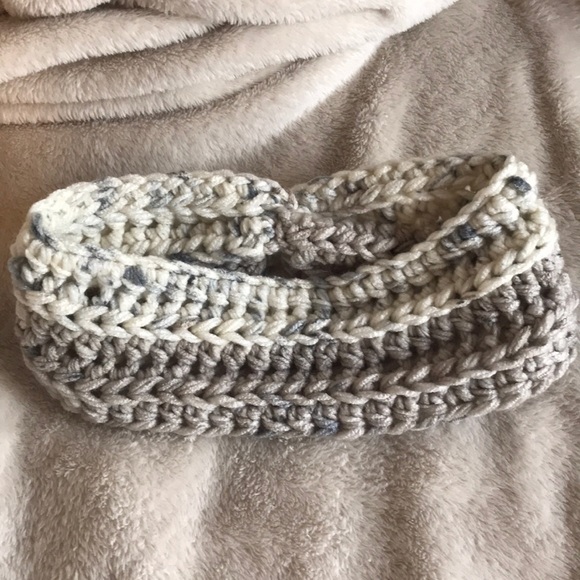 Handmade Headscarf - Picture 5 of 5